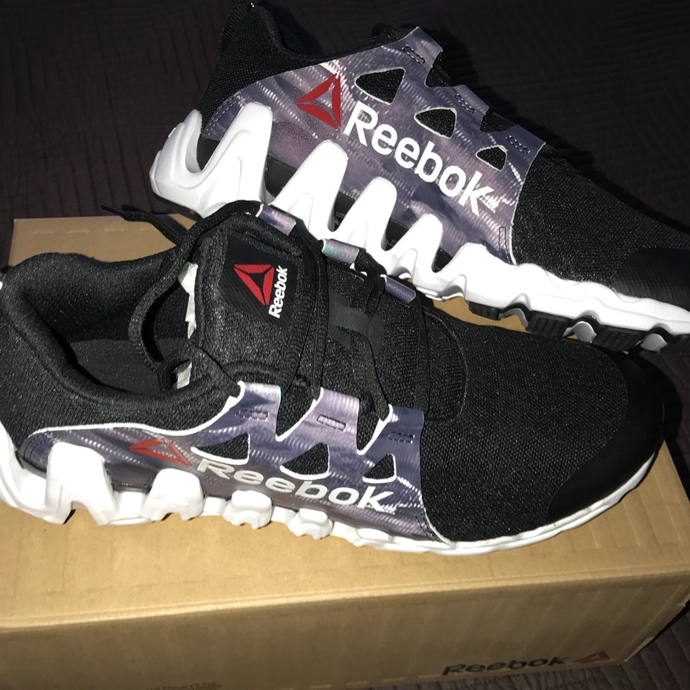 Women’s Reebok Zigtech Running Shoe - Picture 5 of 5